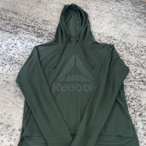 Reebok super soft pullover - cropped/short